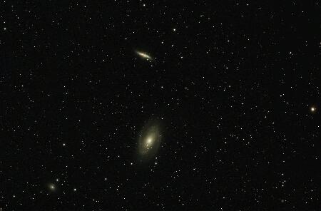 M81, M82, 2016-3-3, 34x200sec,  APO100Q, QHY8.jpg